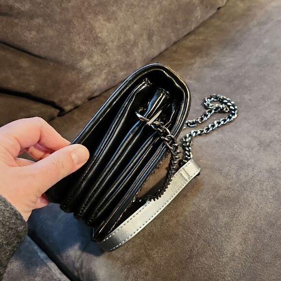 Fiorelli Purse Est. 1988 Made In London Silver Sequin Crossbody Bag Clutch - Picture 7 of 14